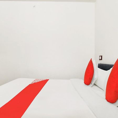 Oyo Flagship Hotel Shree United Indore Exteriör bild