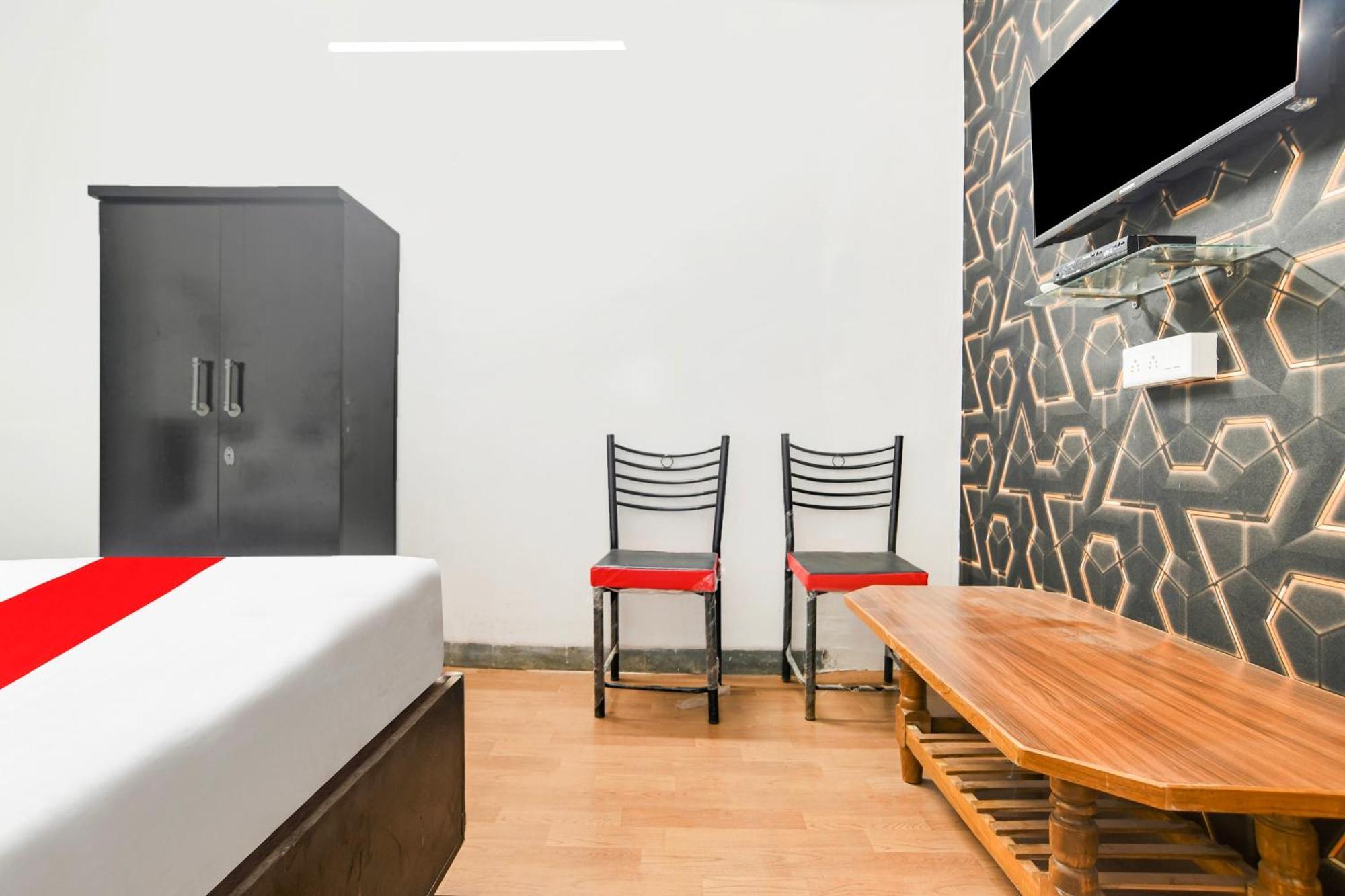 Oyo Flagship Hotel Shree United Indore Exteriör bild