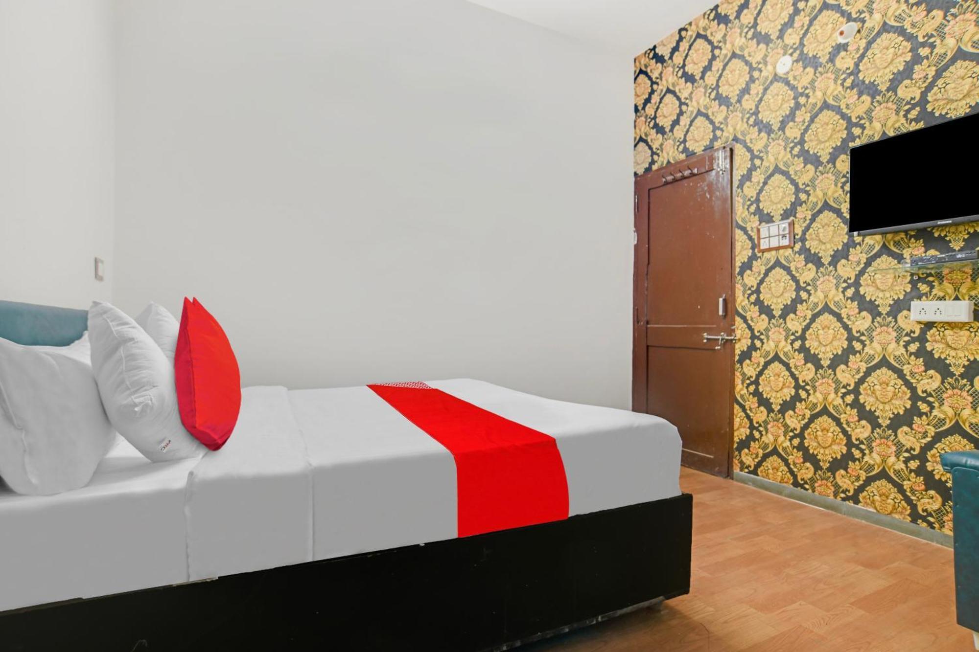Oyo Flagship Hotel Shree United Indore Exteriör bild