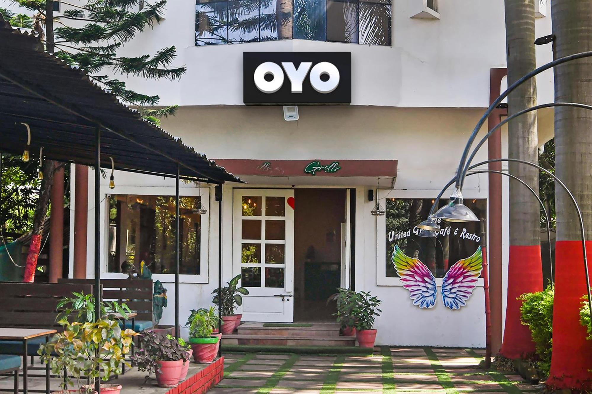 Oyo Flagship Hotel Shree United Indore Exteriör bild