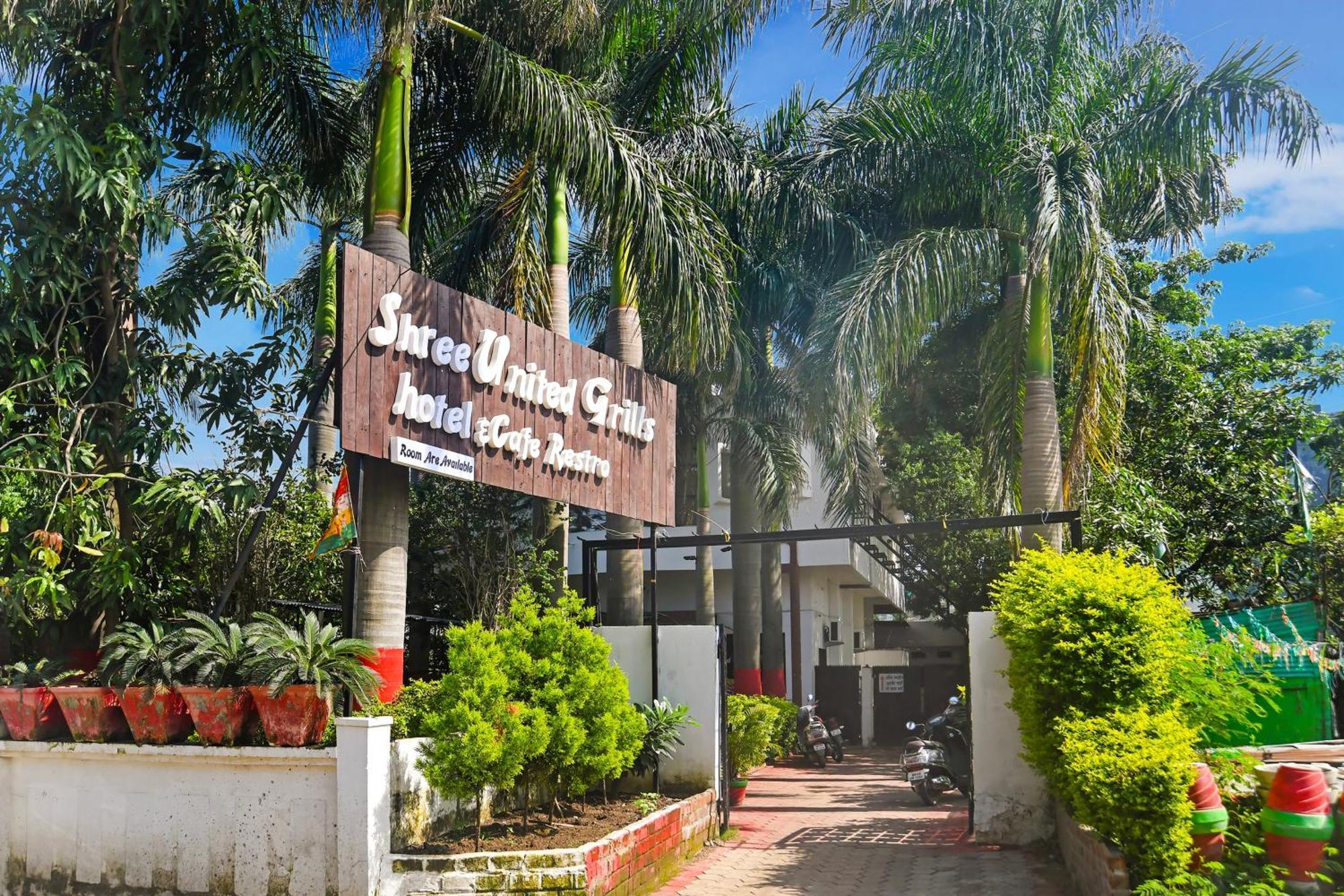 Oyo Flagship Hotel Shree United Indore Exteriör bild